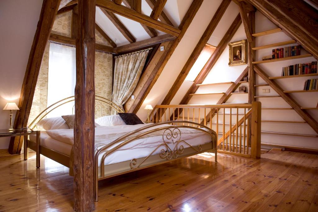GoldGemäuer Appartements, Urlaub in der historischen Ochsenfurter Kunstschmiede photo 2