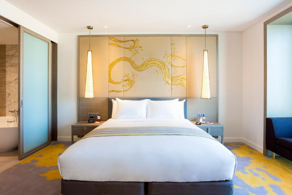 Crowne Plaza Vientiane, an IHG Hotel photo 2