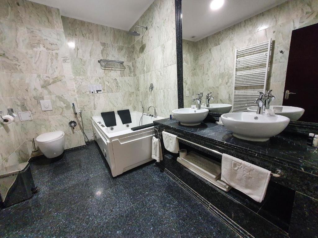 Двухместный (Двухместный номер Делюкс с 1 кроватью и балконом), Hotel Bavaria Blu