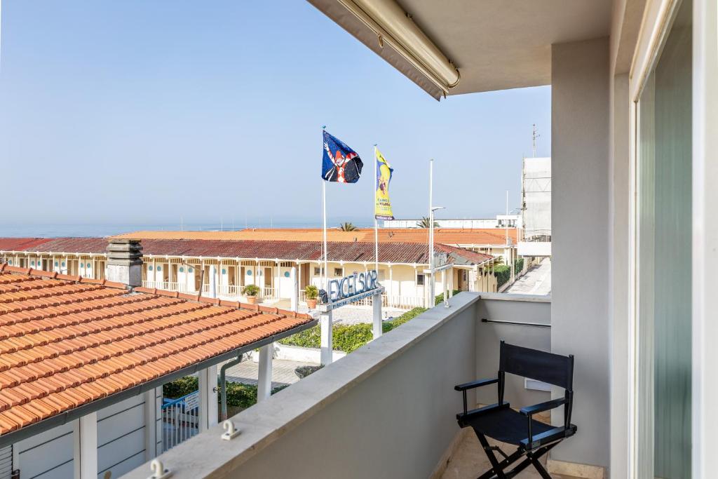 Viareggio Suite - Sea view apartment photo 3