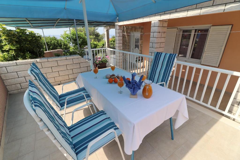Apartments Villa Marijana photo 3