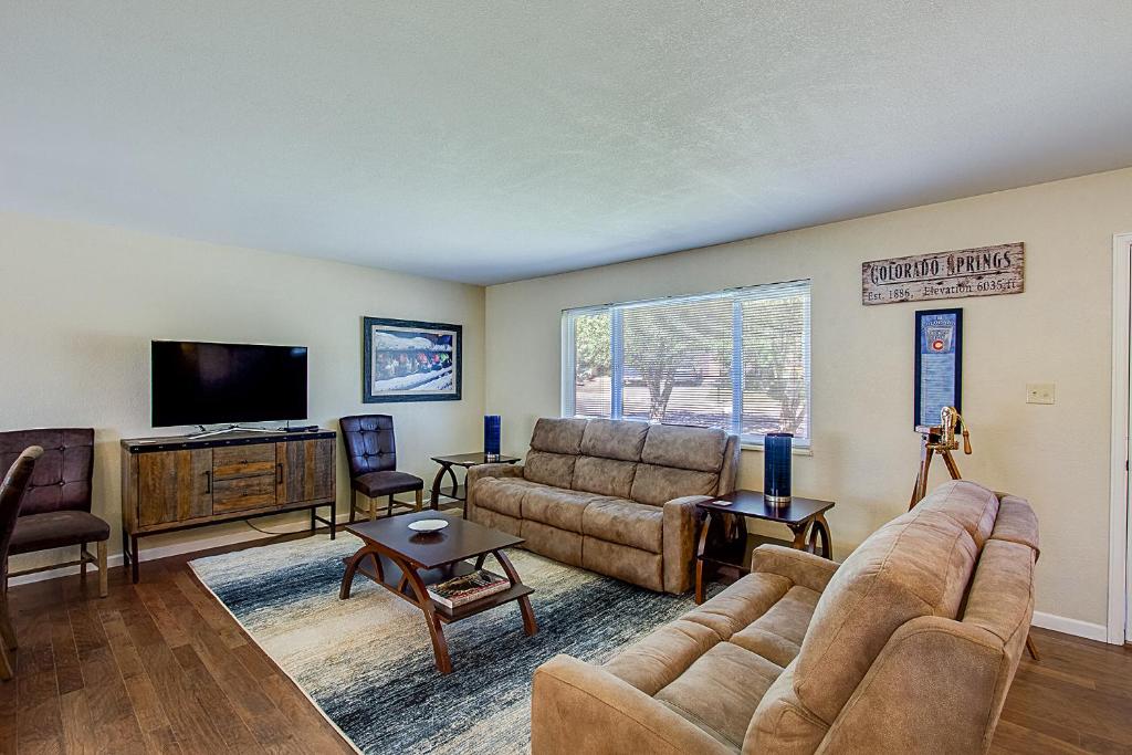 3806_SOMERSET photo 2