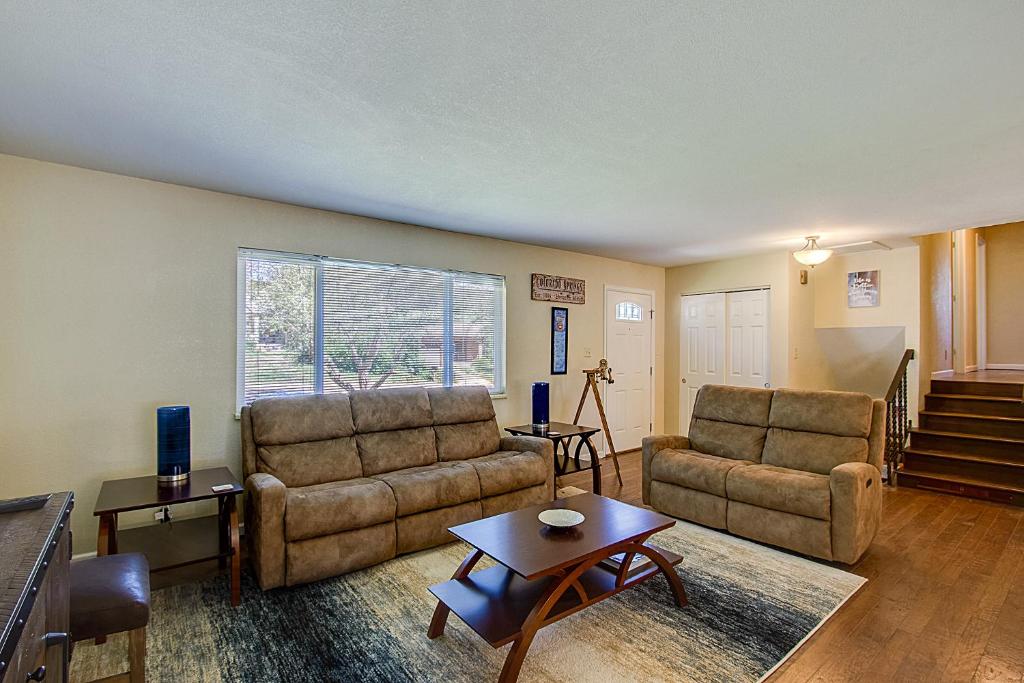 3806_SOMERSET photo 4