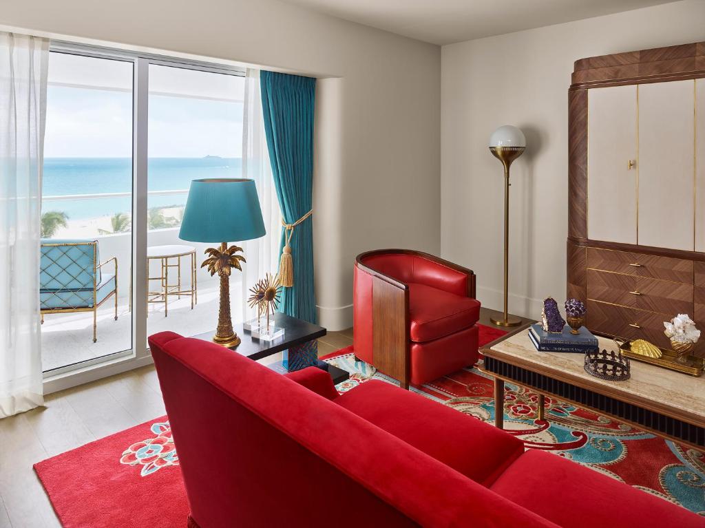 Сьюит (Люкс с 1 спальней, кроватью размера «king-size» и видом на океан), Faena Hotel Miami Beach