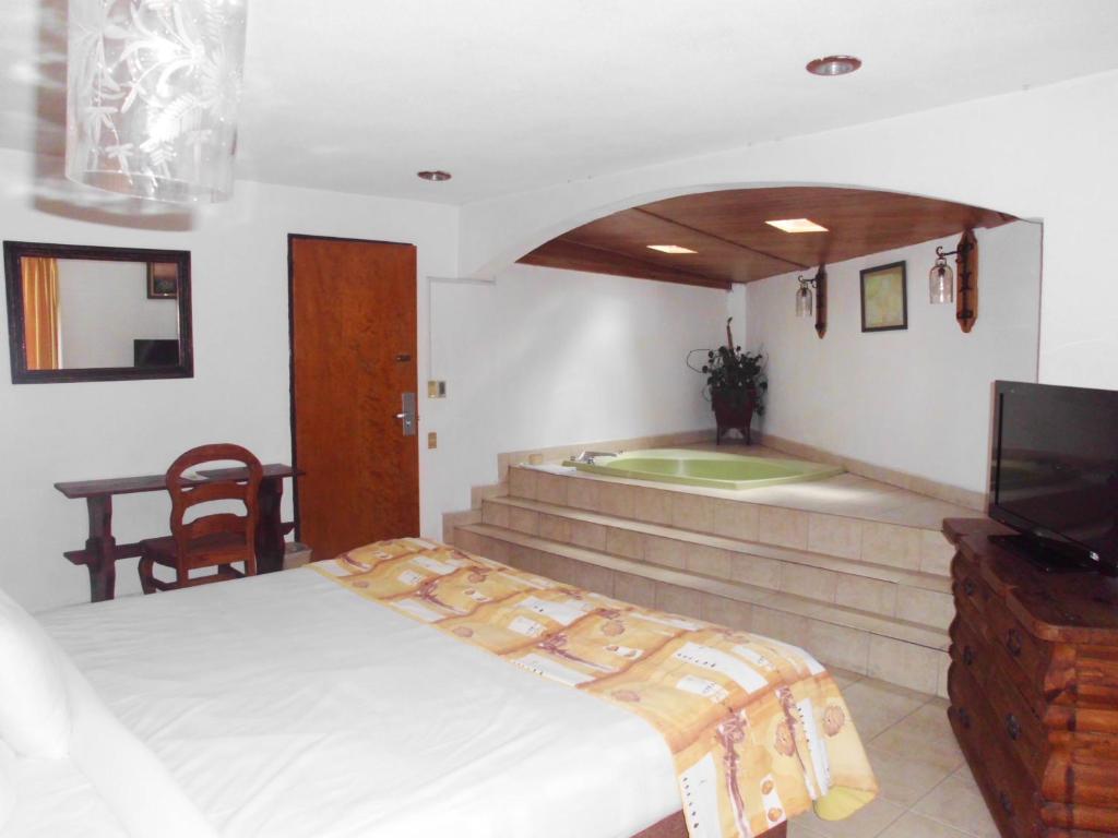 Hotel La Posada photo 4