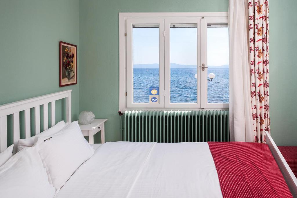 Avgi by the Sea photo 3