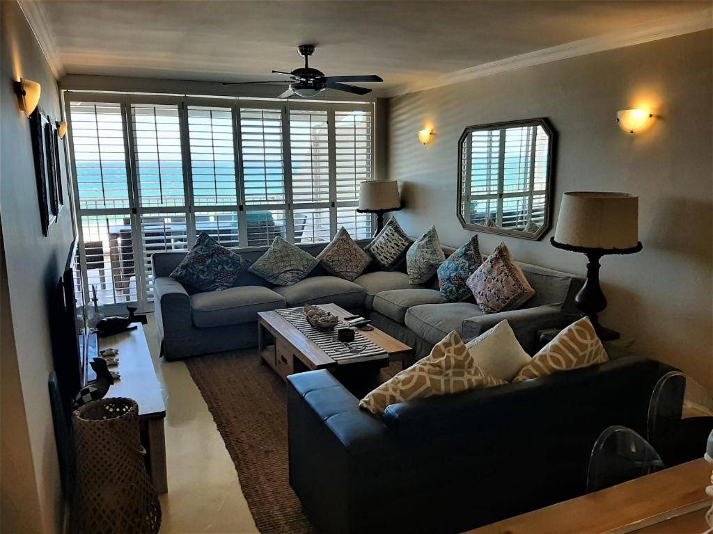 602 MARBELLA UMHLANGA DURBAN - Tap to explore photos