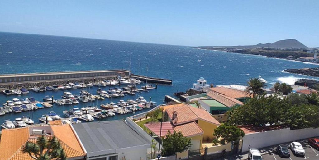 ApartBeach Candelaria photo 2