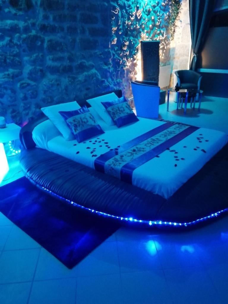 Gîte Love Dreams Jacuzzi privatif photo 4