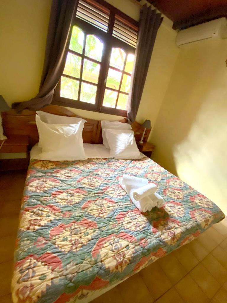 Appartement de 2 chambres avec piscine partagee jacuzzi et jardin clos a Pointe Noire a 2 km de la plage photo 4