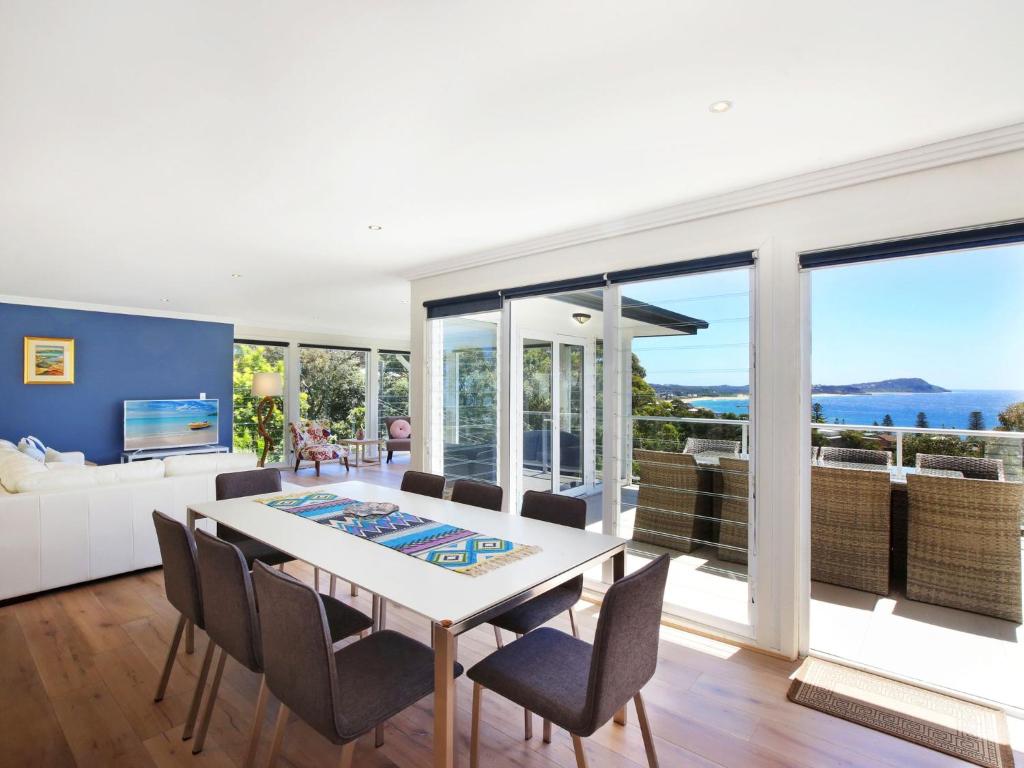 Enjoy Spectacular Oceanviews with BBQ & Airy Space photo 2