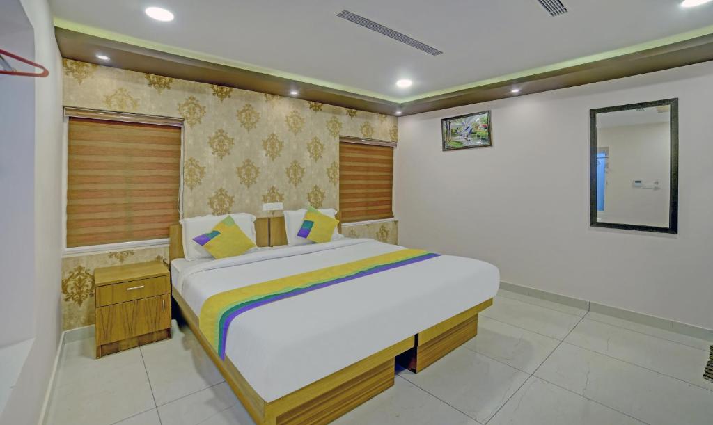 Двухместный (Стандартный двухместный номер с 1 кроватью), Treebo Trip Majestic Inn Thampanoor
