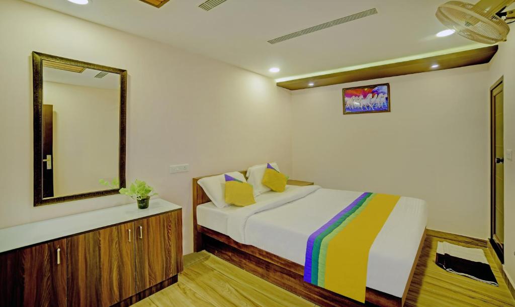 Двухместный (Двухместный номер Делюкс с 1 кроватью), Treebo Trip Majestic Inn Thampanoor