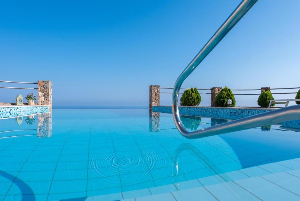 Votana Villa & Apartments photo 4