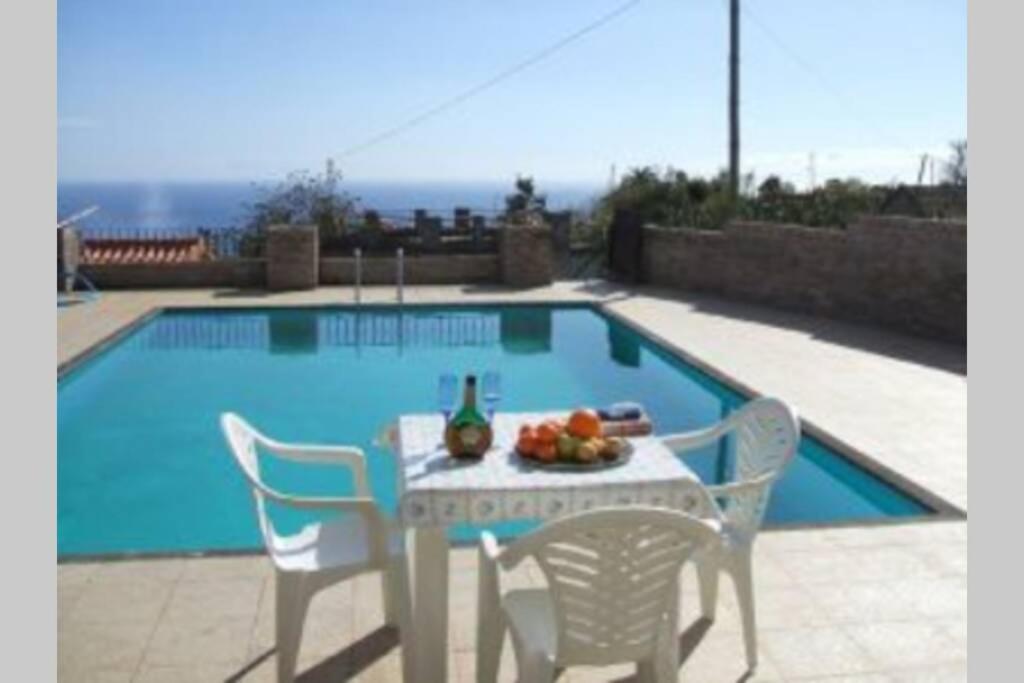 Casa Pedra Cottage Sea And Mountain Views Plus Pool photo 3