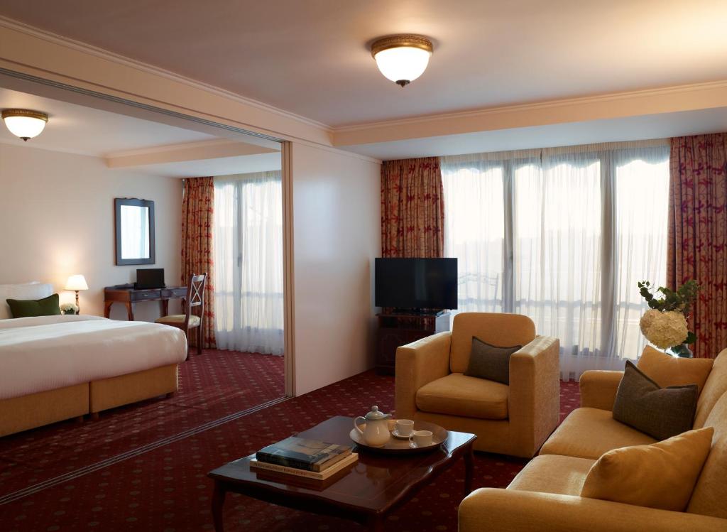 Сьюит (Суперлюкс с видом на Акрополь), Titania Hotel