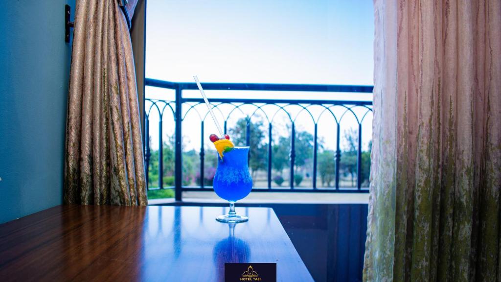 HOTEL TAJI photo 3