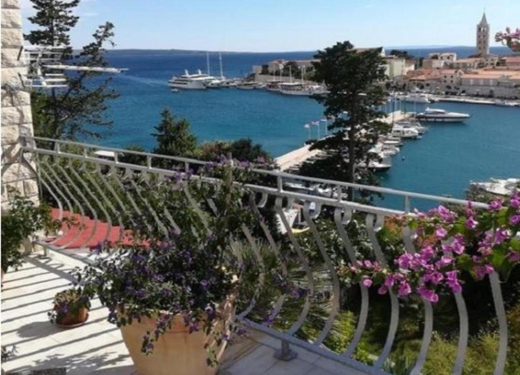 Apartments Pero - 50 m from sea