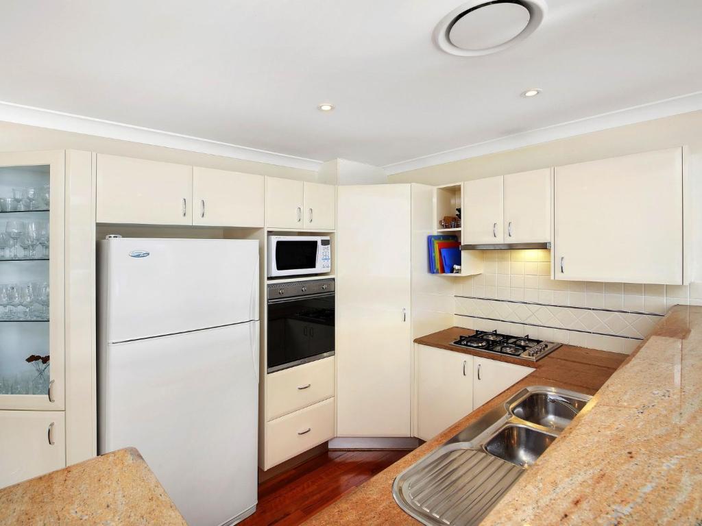 Family Beach Retreat in Lovely Terrigal Home photo 4