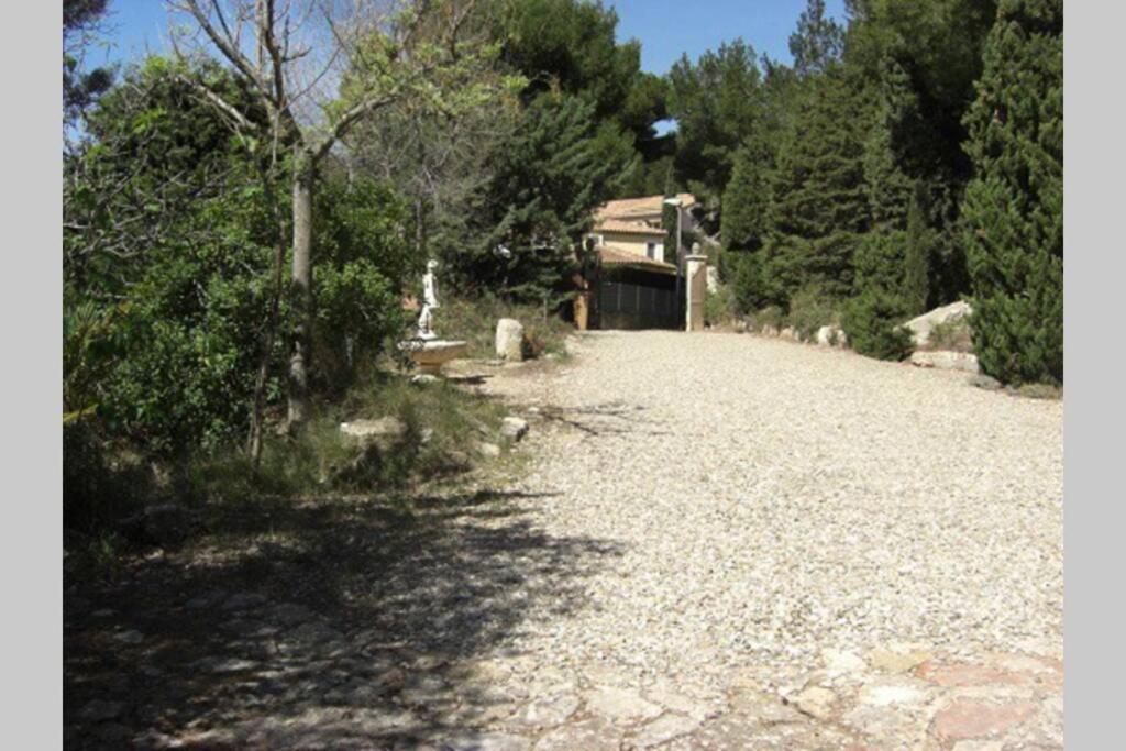 T3 avec grande terrasse et jardin sur les hauteurs de Martigues photo 2