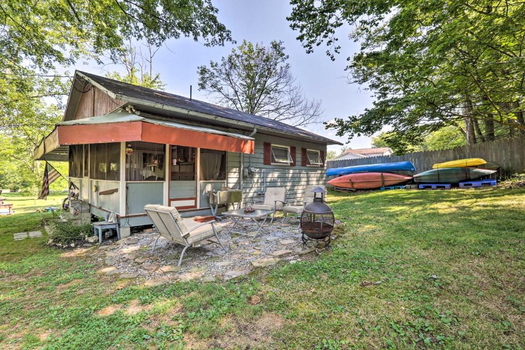Wee Humble Cottage with Area Hunting and Canoeing! photo 1