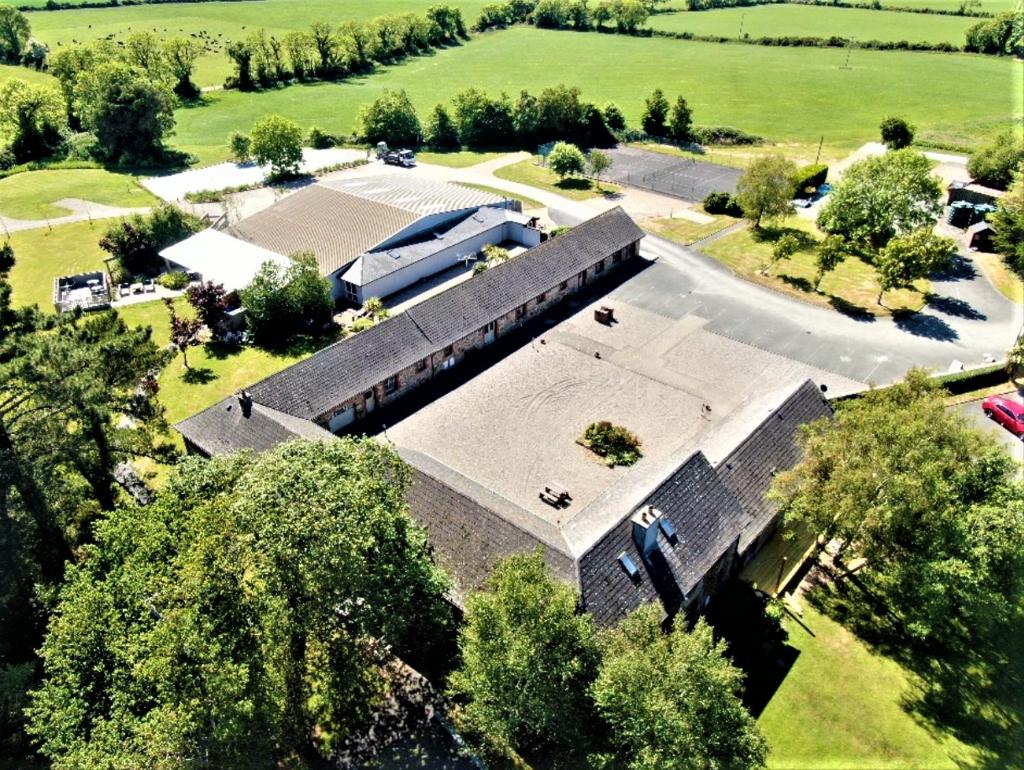 Moneylands Farm Self-Catering Apartments photo 4