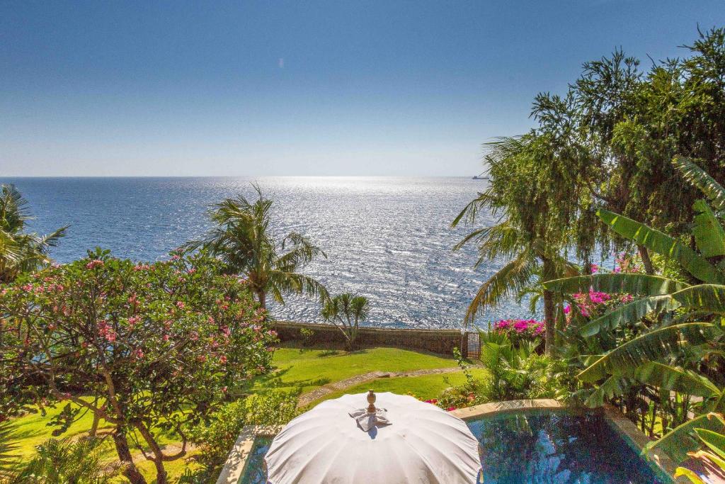 Aquamarine Seaview Villa photo 3