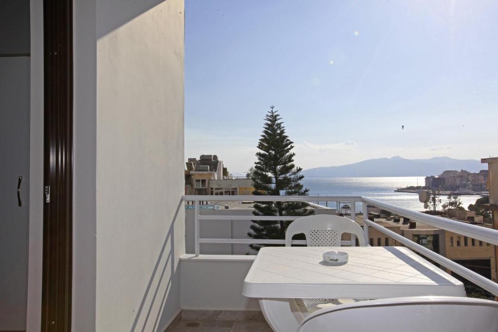Star Hotel Saranda photo 3