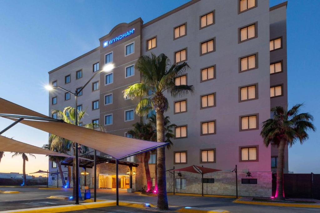 Wyndham Torreon photo 2