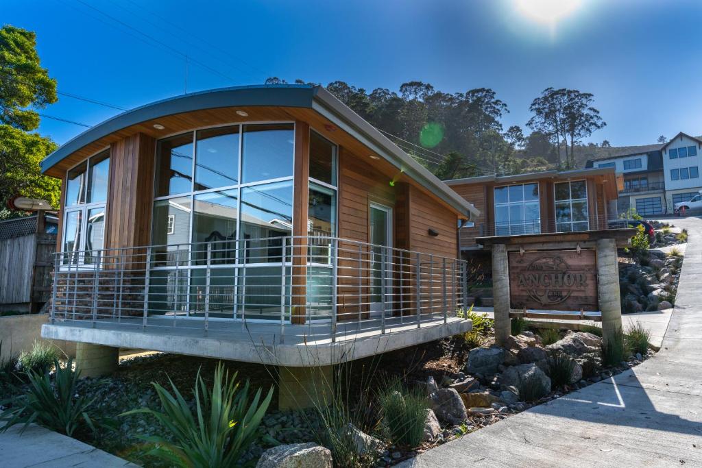 Anchor Inn Pacifica image