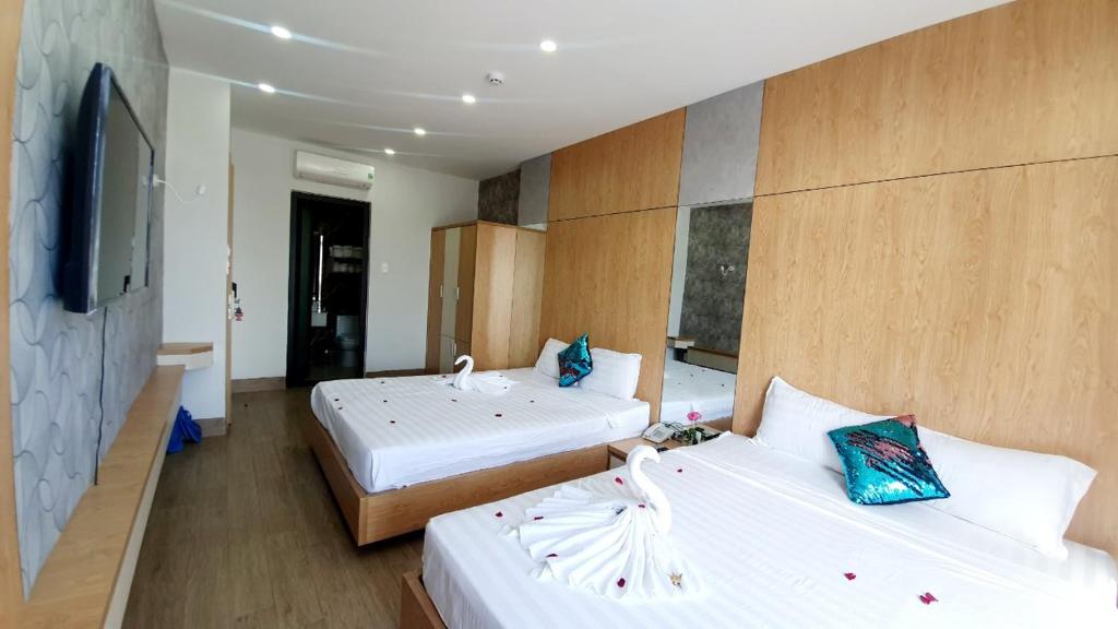 Семейный (Семейный номер с балконом), LOKA HOTEL