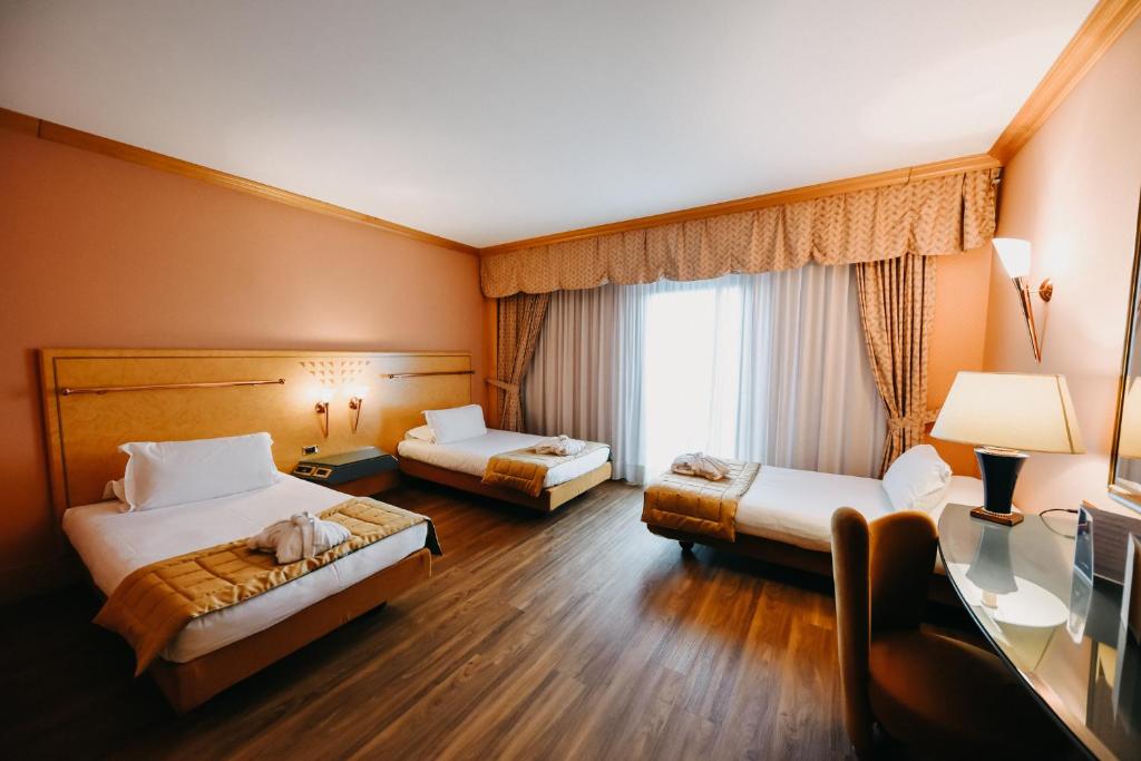SHG Hotel Antonella photo 3