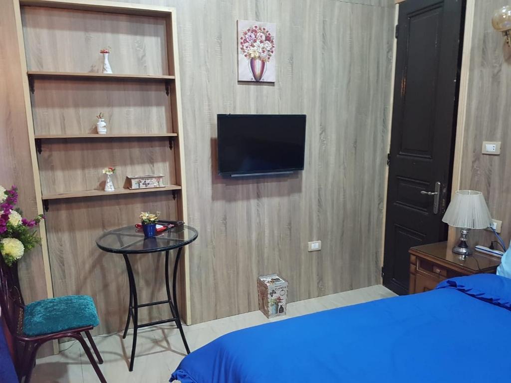Двухместный (Двухместный номер Делюкс с 1 кроватью и балконом), Cairo Plaza Hotel