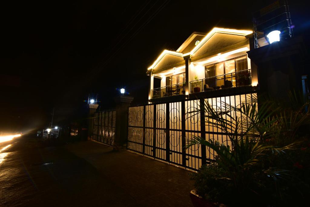 ENTEBBE STAY Apart-Hotel