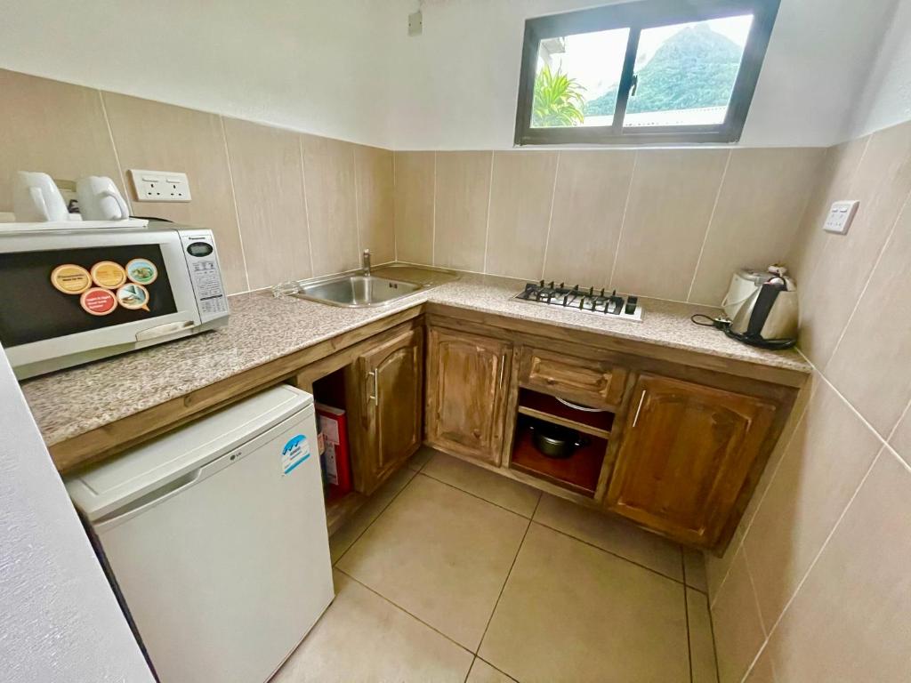 Двухместный (Стандартный двухместный номер с мини-кухней), Sun Properties and Resort Hotel