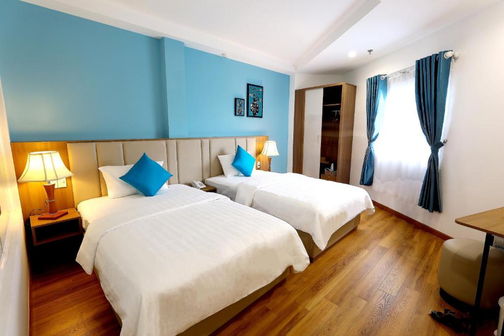 Двухместный (Superior Twin Room with City View - Free 01 laundry set/night), Sogo Hotel Saigon