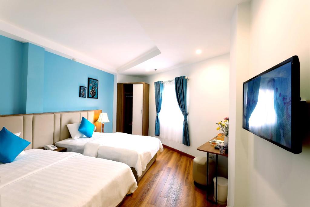 Двухместный (Superior Twin Room with City View - Free 01 laundry set/night), Sogo Hotel Saigon