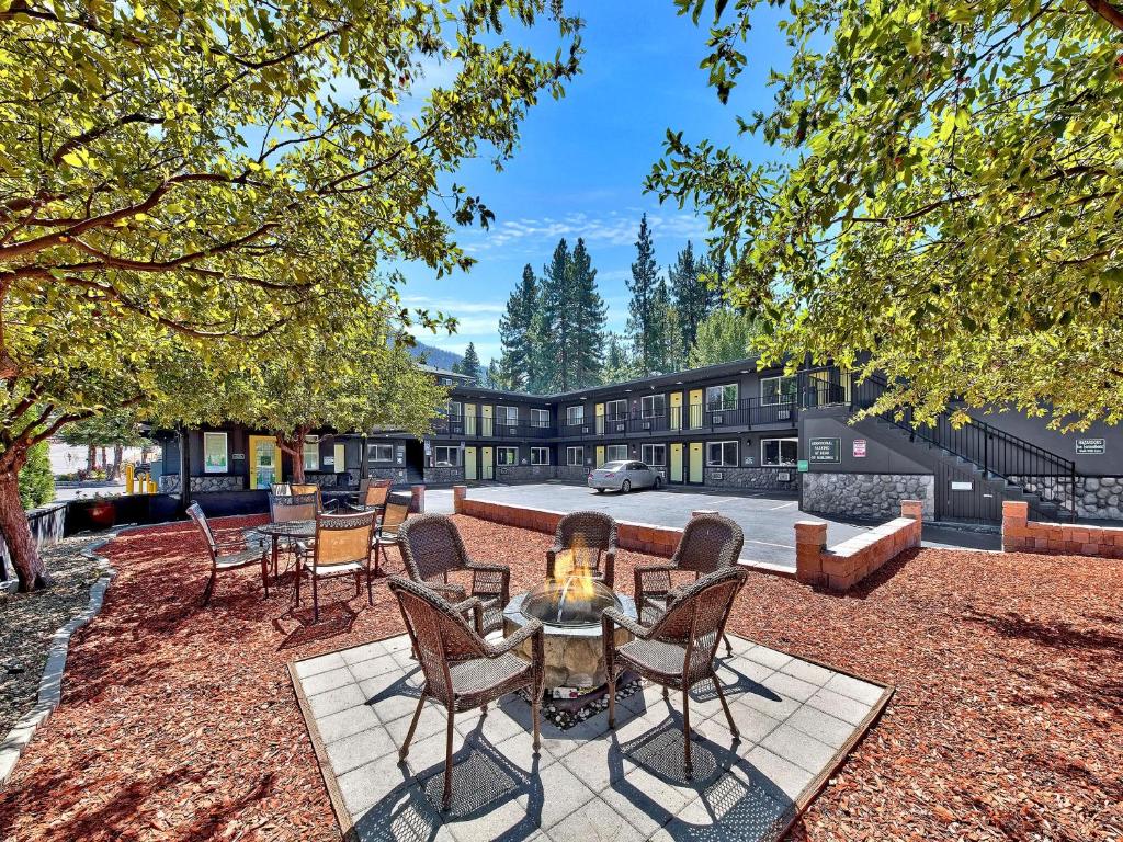 Secrets Inn Lake Tahoe image