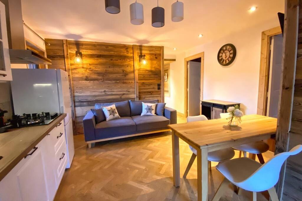 Gîte avec jacuzzi privatif photo 3