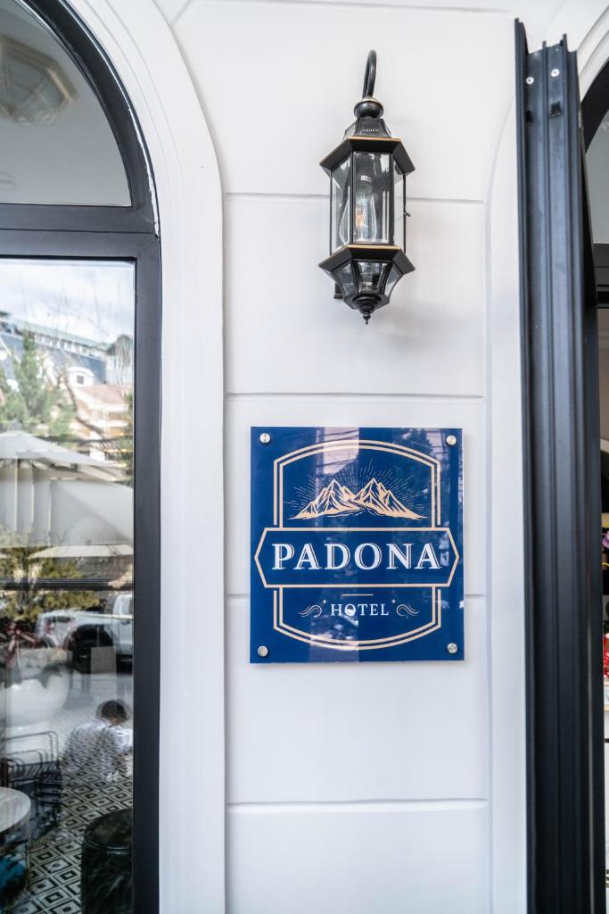 Padona Hotel