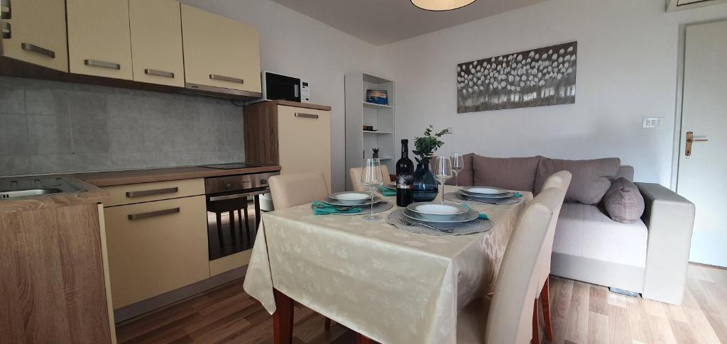 Apartments Lonza photo 2