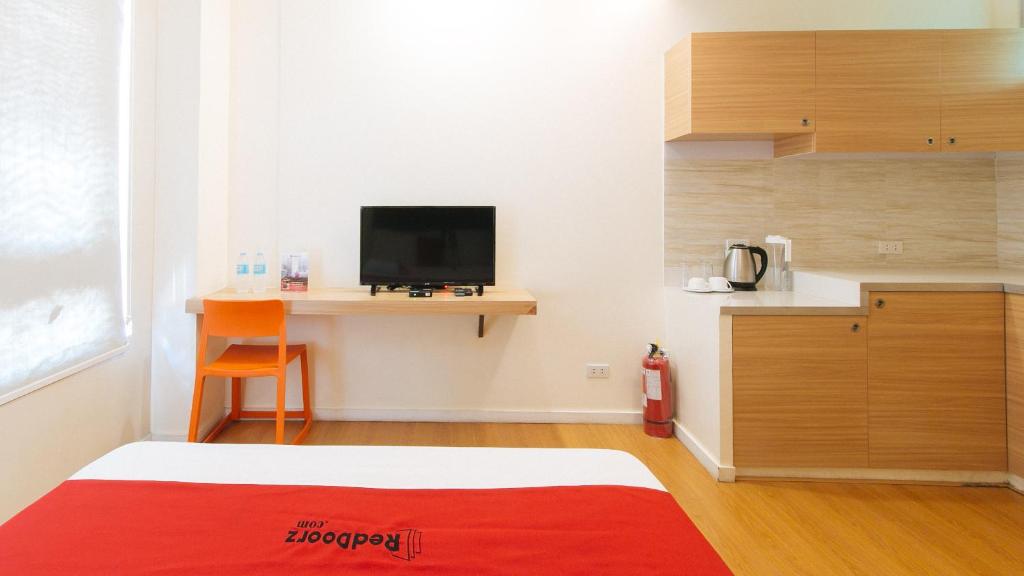 Двухместный (Двухместный номер с 1 кроватью), RedDoorz Plus @ A Rita Street San Juan