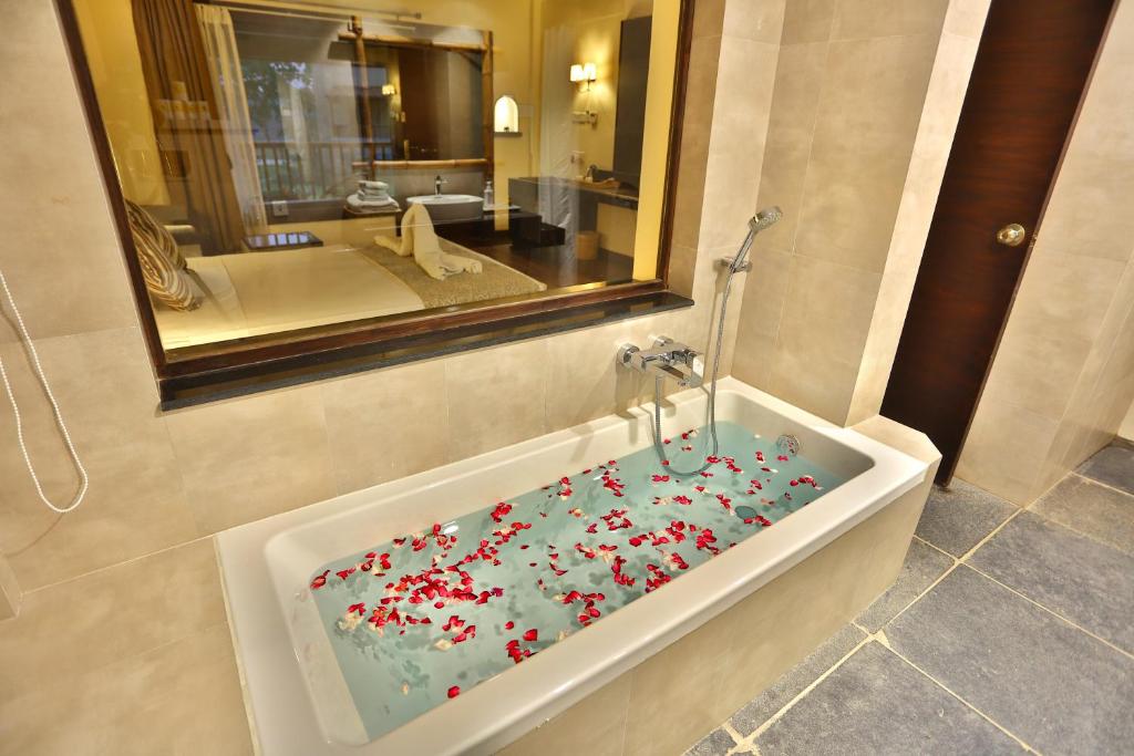 Jungle Villa Resort photo 3