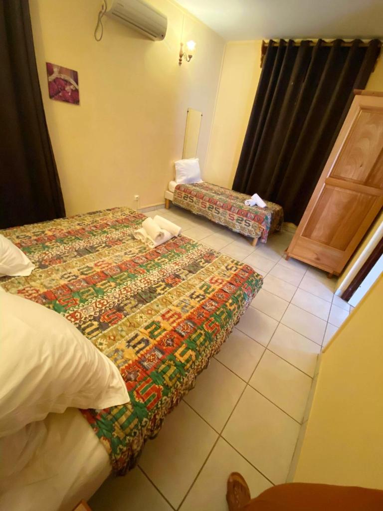Appartement d'une chambre avec piscine partagee terrasse et wifi a Pointe Noire a 2 km de la plage photo 3