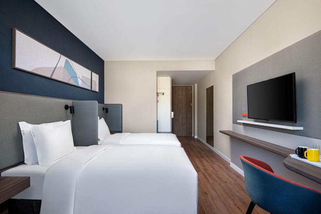 Holiday Inn Express Chengde Park View, an IHG Hotel photo 1