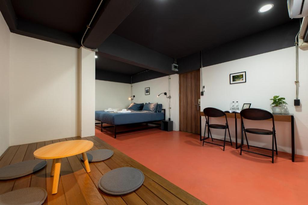 Ed Hostel Room Type - Triple Room with Private Bathroom