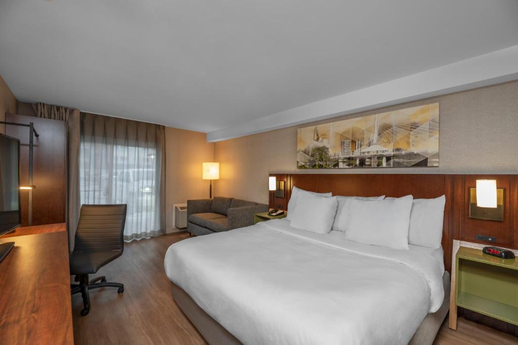 Comfort Inn Winnipeg Airport photo 3