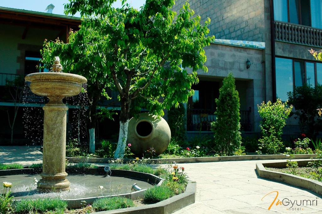 In Gyumri photo 3