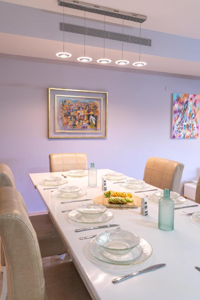 Art Apartment In Mamila - King David Residence photo 3