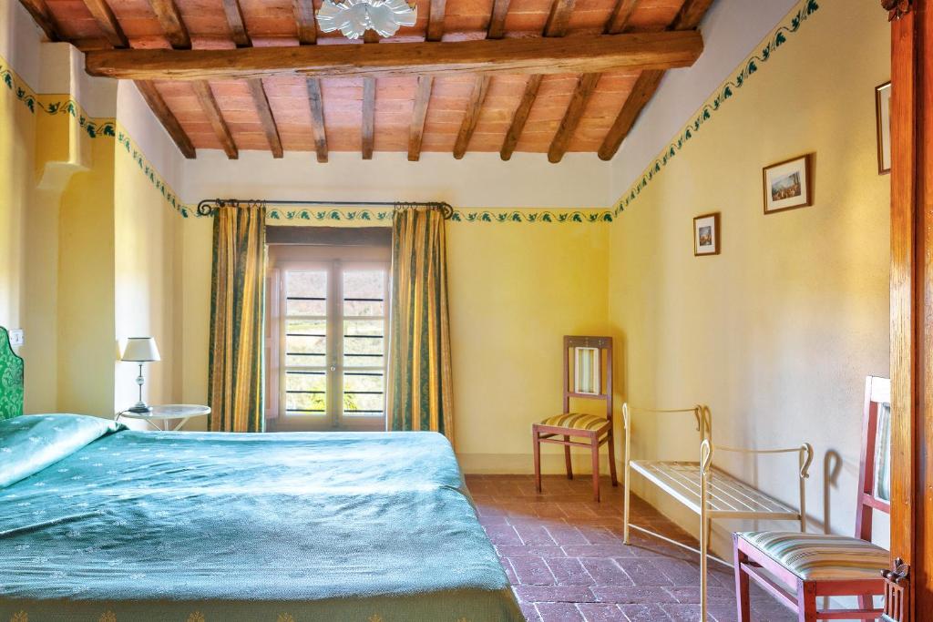 Hotel Borgo Casabianca - Tap to explore photos